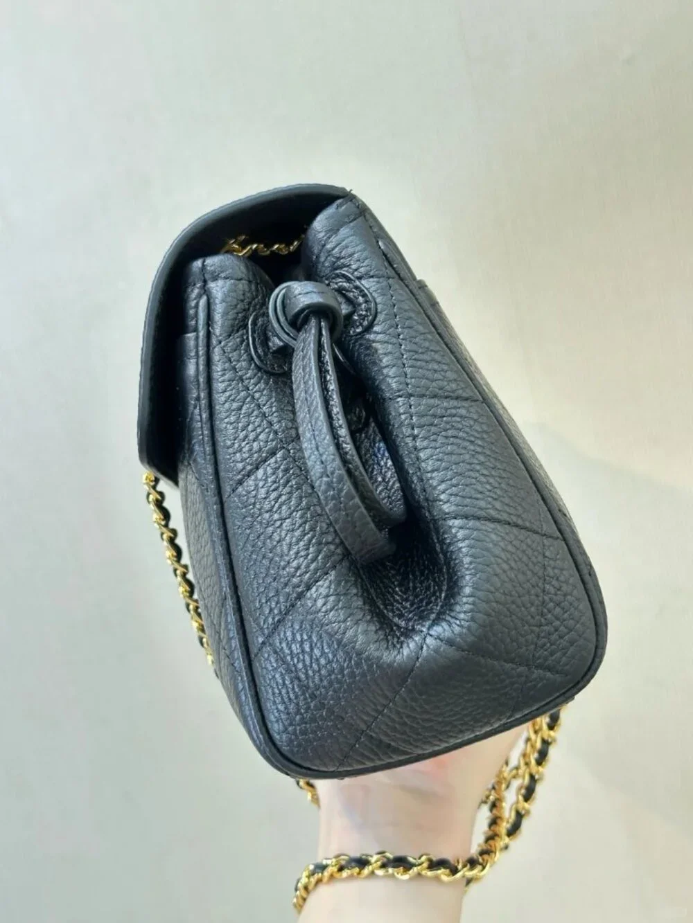 Classic CHANEL Bags: A Stylish and Versatile Choice for Elegance